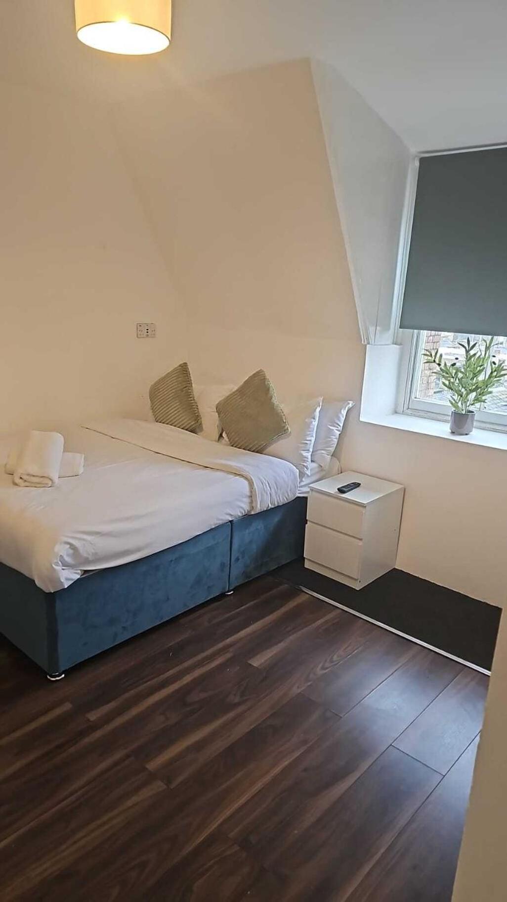 The Chapter- Knightsbridge Suites Лондон Номер фото